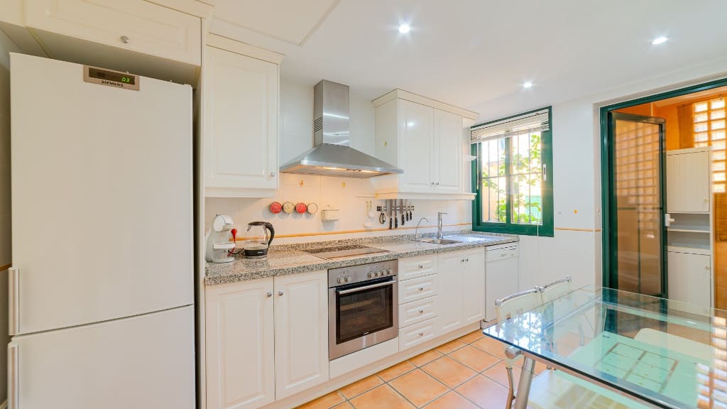 3 quarto Casa em Banda para venda em Finestrat com piscina garagem - 349 000 € (Ref: 9455873)