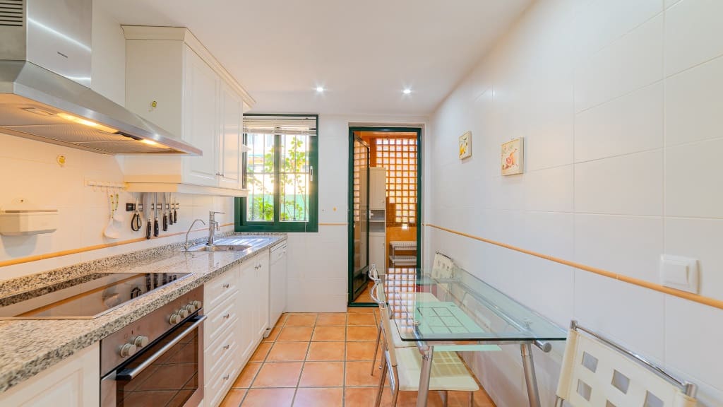 3 quarto Casa em Banda para venda em Finestrat com piscina garagem - 349 000 € (Ref: 9455873)