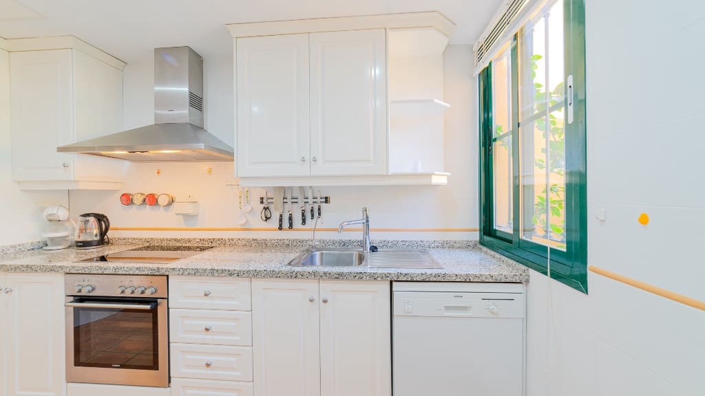 3 quarto Casa em Banda para venda em Finestrat com piscina garagem - 349 000 € (Ref: 9455873)