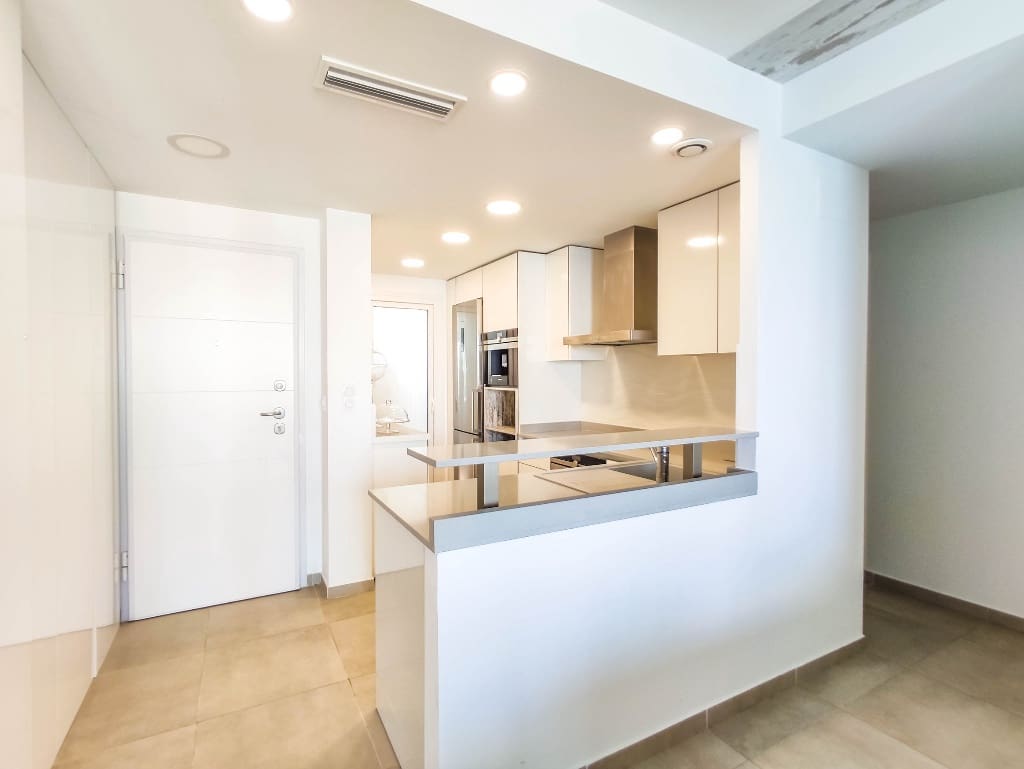 2 sovrum Lägenhet till salu i Orihuela Costa med pool garage - 650 000 € (Ref: 9455875)