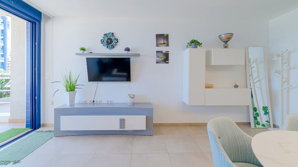 2 makuuhuone Huoneisto myytävänä paikassa Orihuela Costa mukana uima-altaan - 399 000 € (Ref: 9455876)