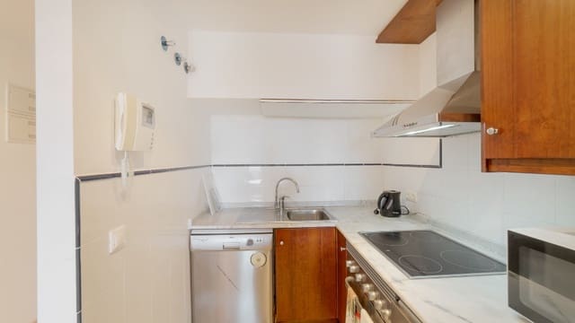 2 slaapkamer Appartement te koop in Punta Prima, Orihuela met zwembad garage - € 249.000 (Ref: 9455878)