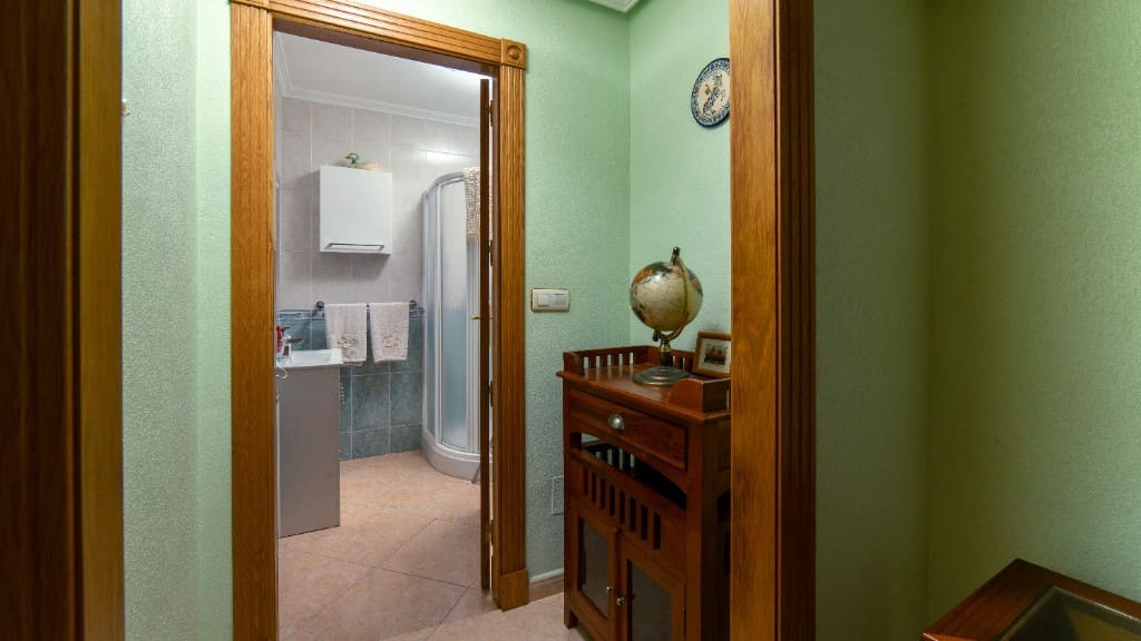 2 bedroom Villa for sale in Los Altos with pool garage - € 290,000 (Ref: 9455880)