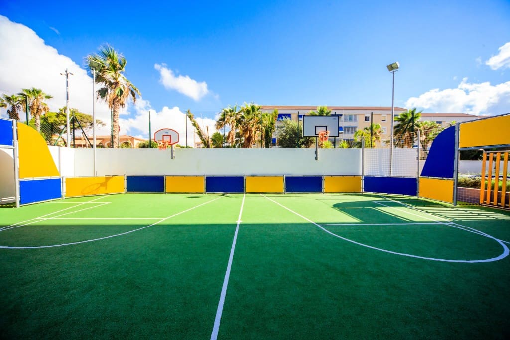 2 bedroom Apartment for sale in Punta Prima with pool garage - € 385,000 (Ref: 9455882)