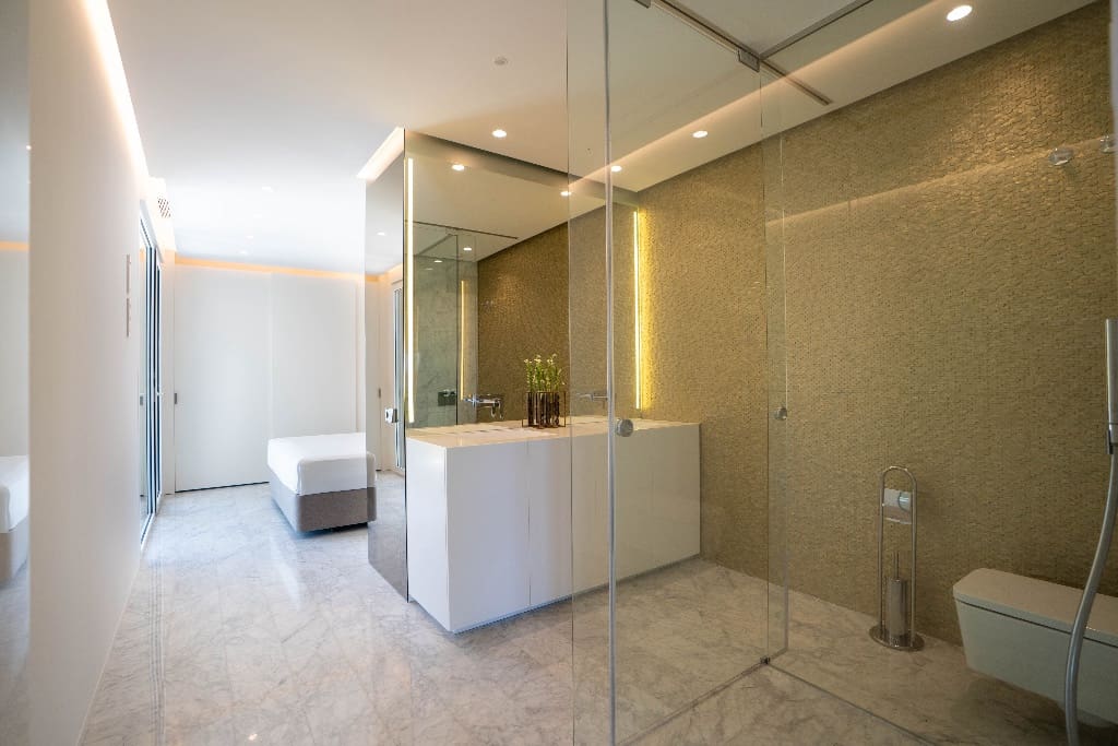 Apartamento de 3 habitaciones en Las Colinas Golf en venta con piscina garaje - 960.000 € (Ref: 9455887)