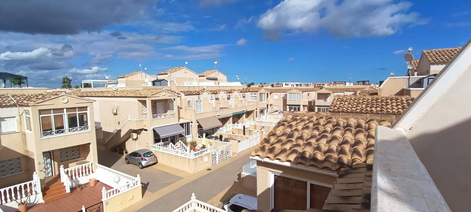 2 quarto Casa em Banda para venda em Orihuela Costa com piscina - 185 000 € (Ref: 9468138)