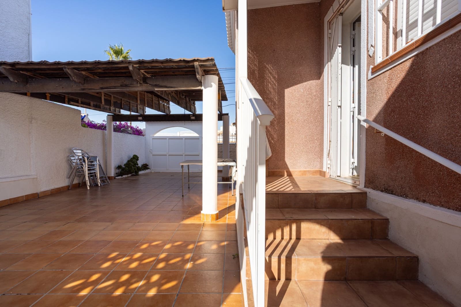 3 Zimmer Villa zu verkaufen in Torrevieja mit Pool - 330.000 € (Ref: 9470353)