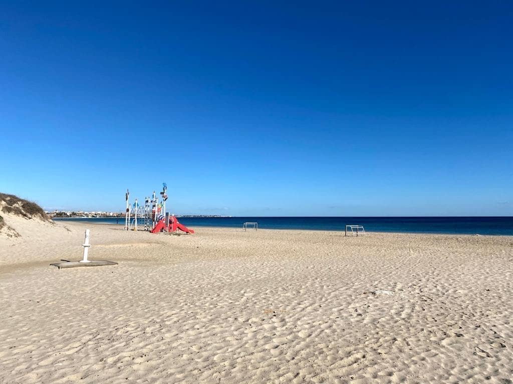 2 bedroom Apartment for sale in Pilar de la Horadada with pool - € 225,000 (Ref: 9470893)