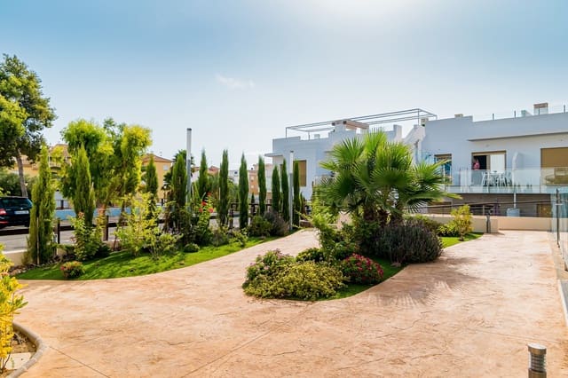 2 bedroom Apartment for sale in Pilar de la Horadada with pool - € 225,000 (Ref: 9470893)