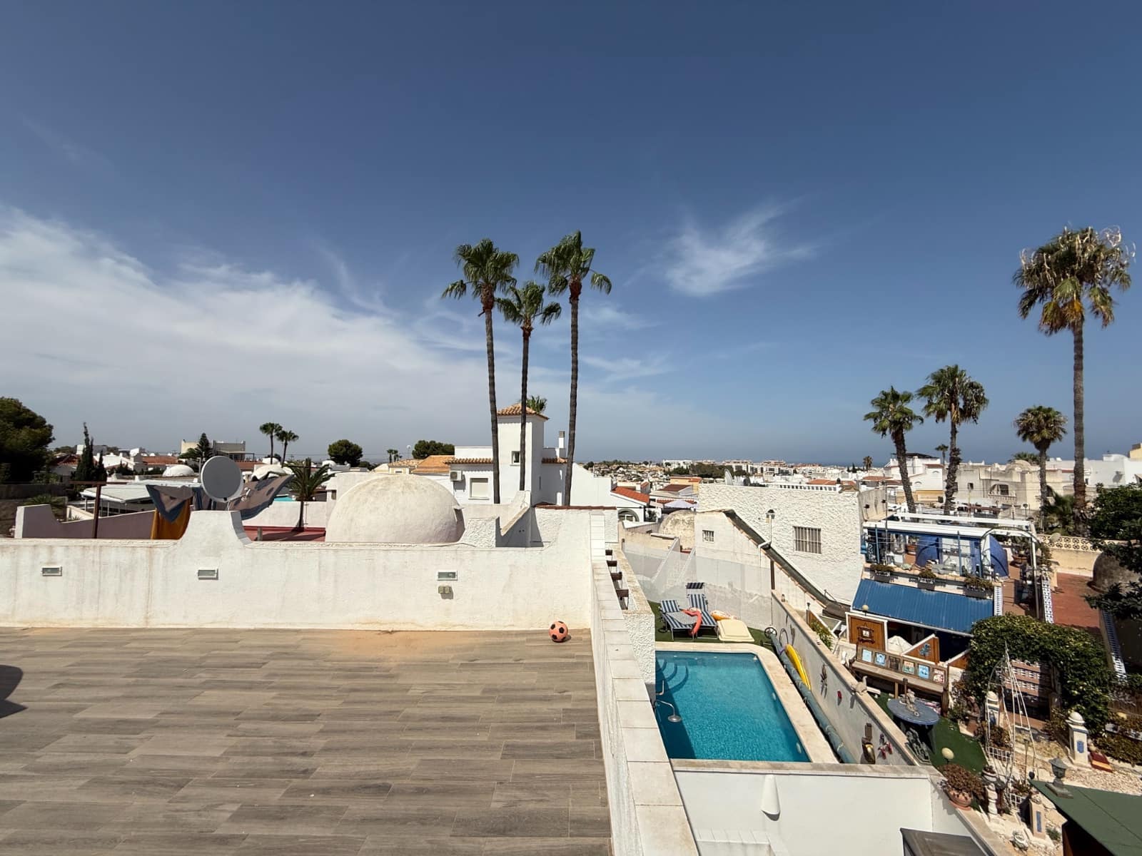 2 chambre Villa/Maison à vendre à Villamartin avec piscine - 279 000 € (Ref: 9470897)