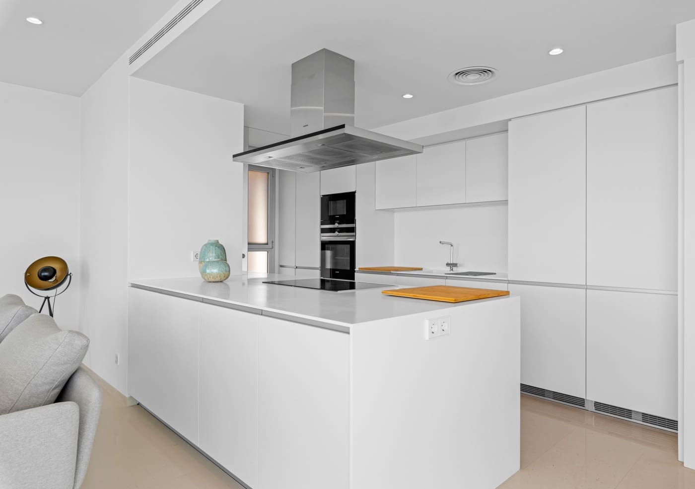 4 Zimmer Apartment zu verkaufen in Torrevieja - 895.000 € (Ref: 9470908)