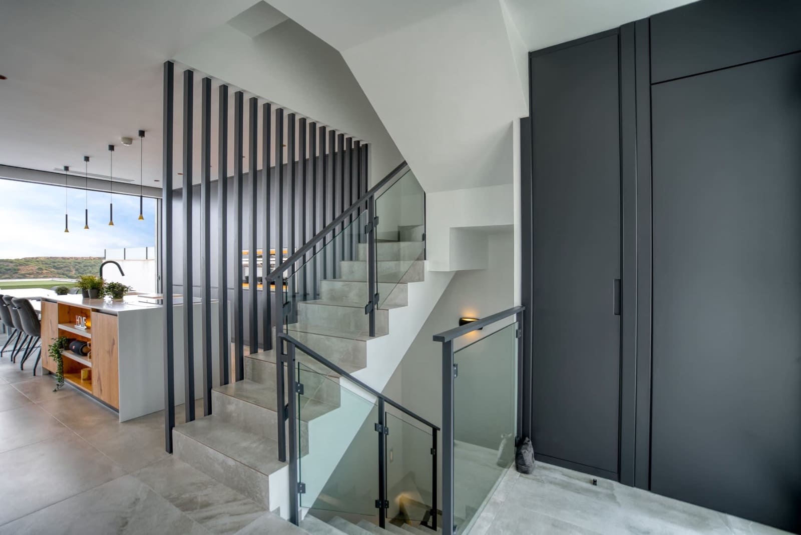 5 bedroom Villa for sale in Ciudad Quesada with pool garage - € 850,000 (Ref: 9470912)