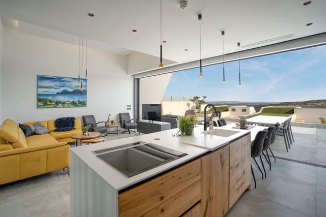 5 bedroom Villa for sale in Ciudad Quesada, Rojales with pool garage - € 850,000 (Ref: 9470912)