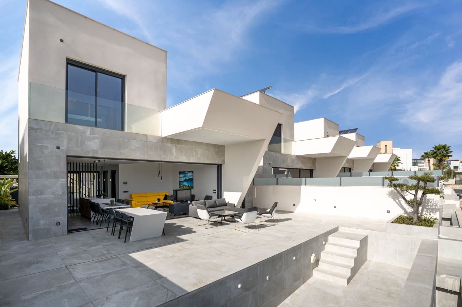 5 bedroom Villa for sale in Ciudad Quesada with pool garage - € 850,000 (Ref: 9470912)