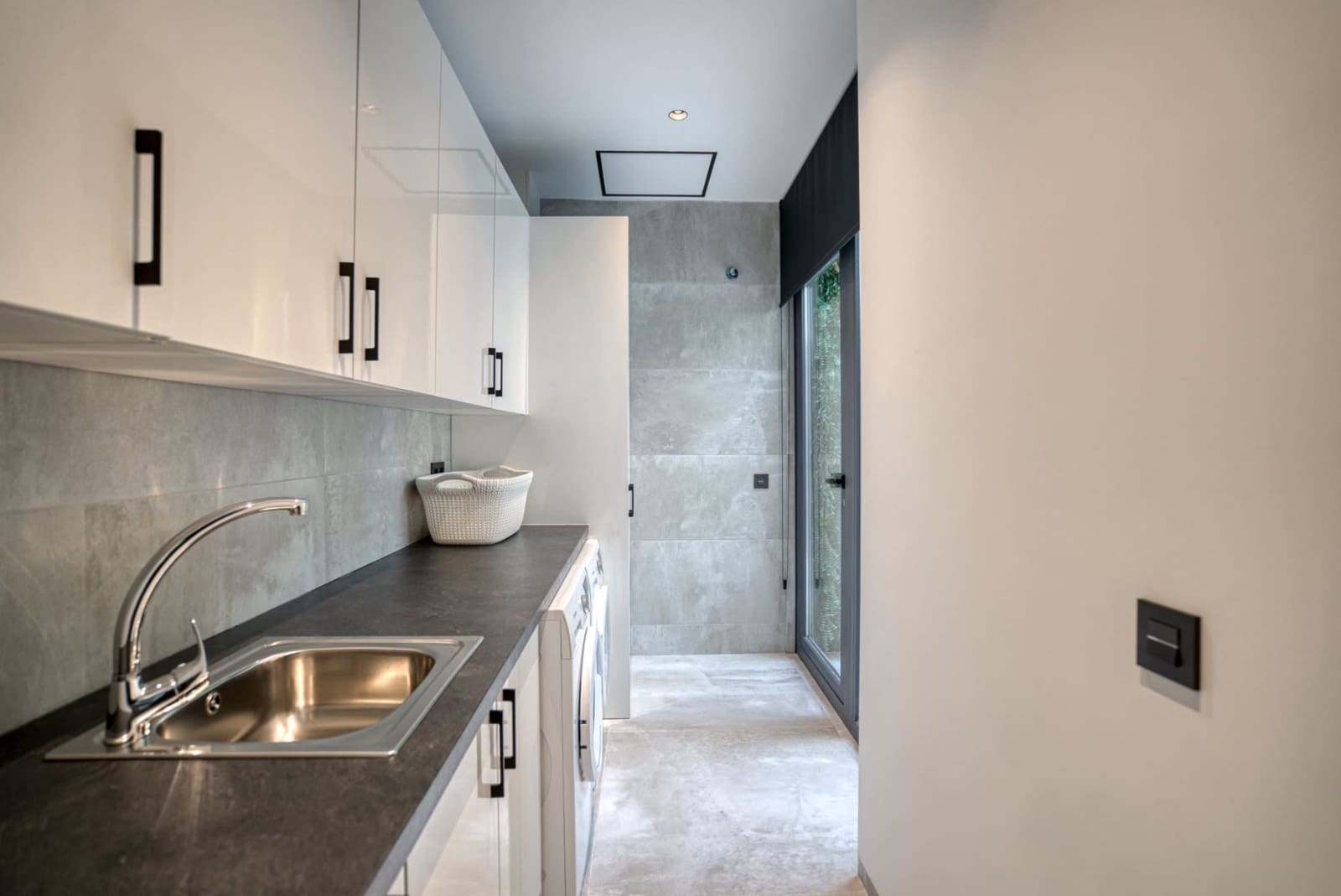 5 bedroom Villa for sale in Ciudad Quesada with pool garage - € 850,000 (Ref: 9470912)