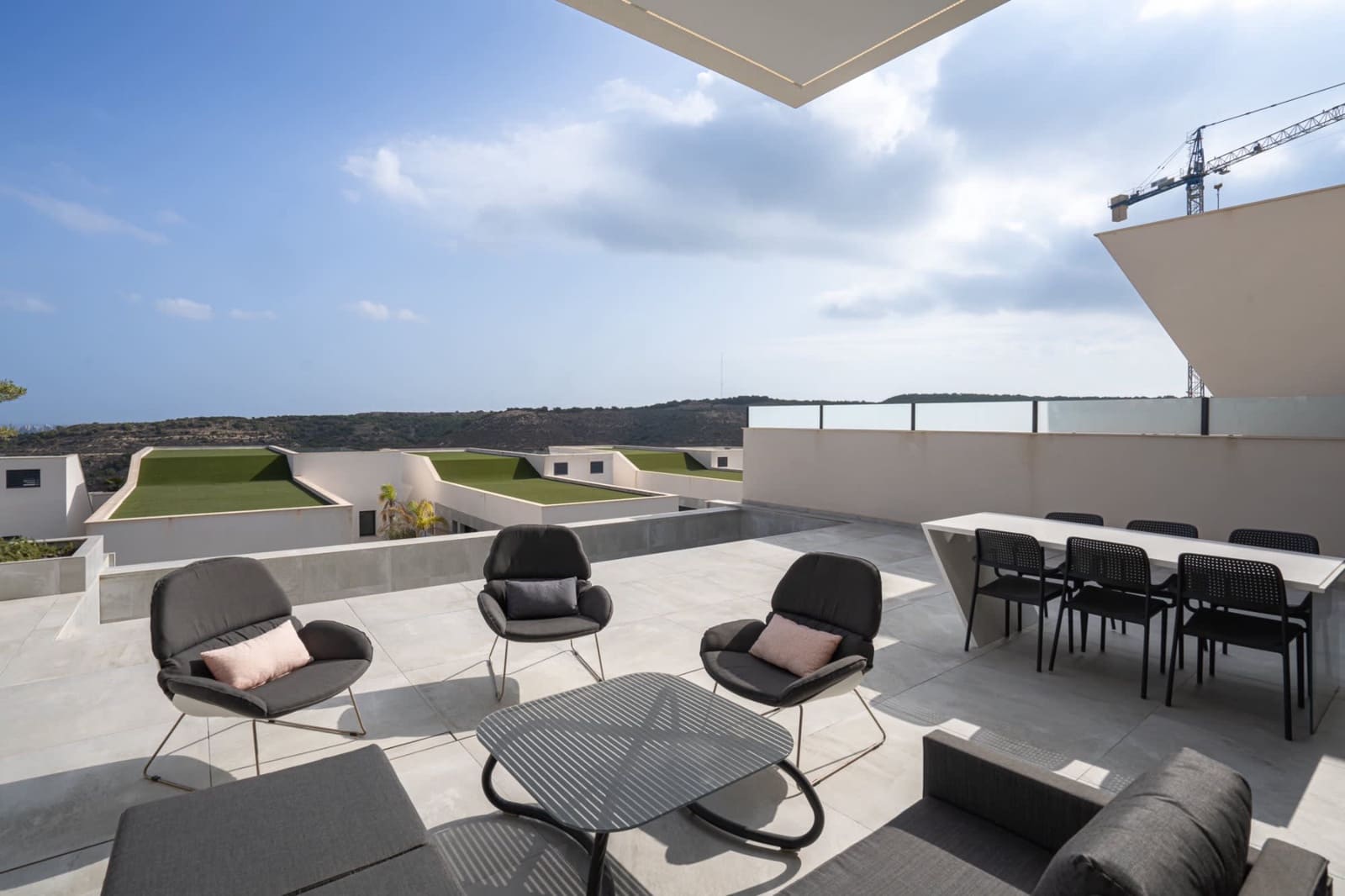 5 bedroom Villa for sale in Ciudad Quesada with pool garage - € 850,000 (Ref: 9470912)