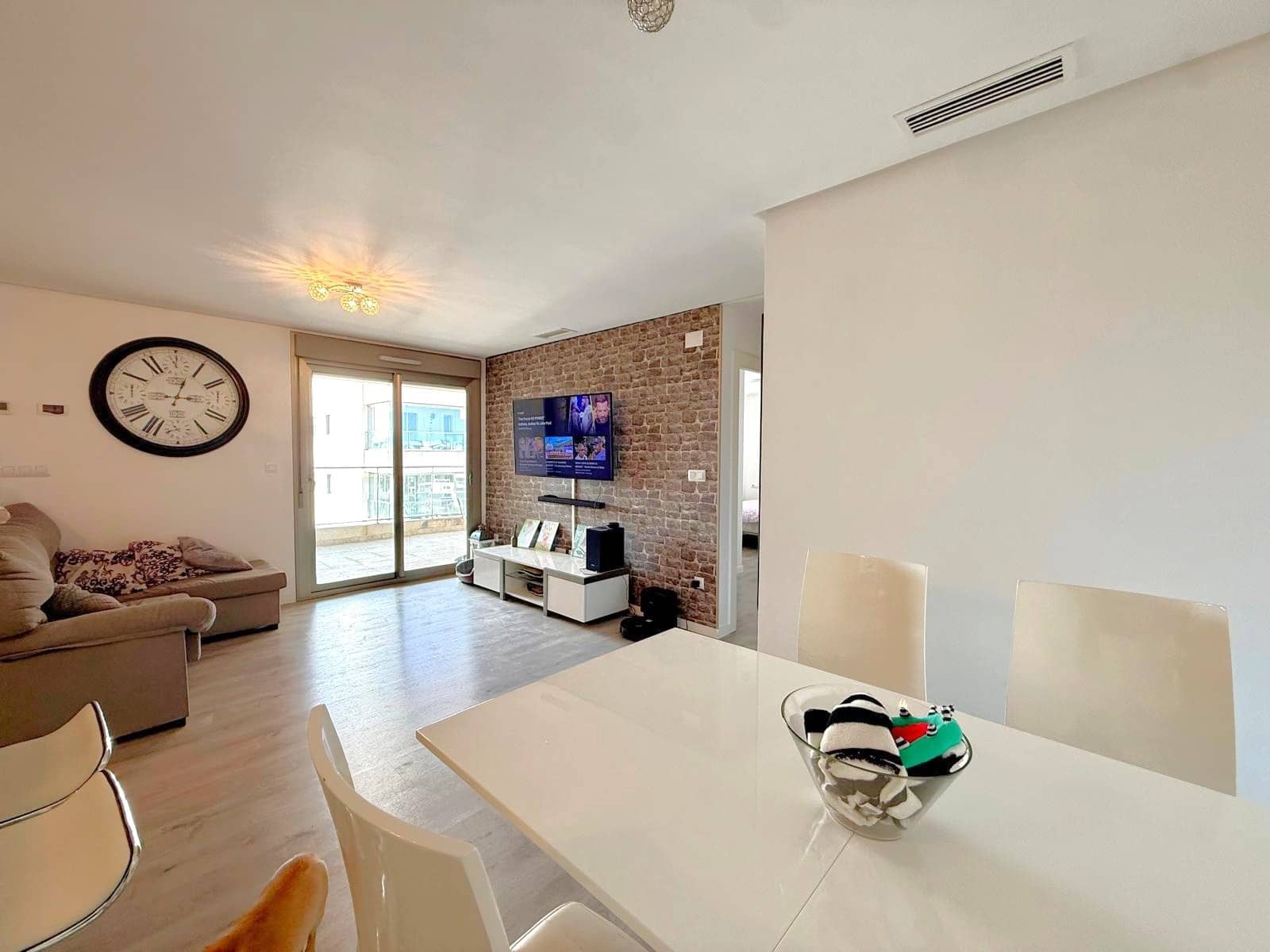 2 sypialnia Apartament na sprzedaż w Villamartin z basenem - 235 000 € (Ref: 9474680)