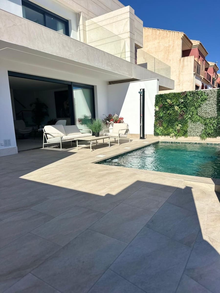 3 soverom Villa til salgs i San Pedro del Pinatar med svømmebasseng garasje - € 489 000 (Ref: 9485527)