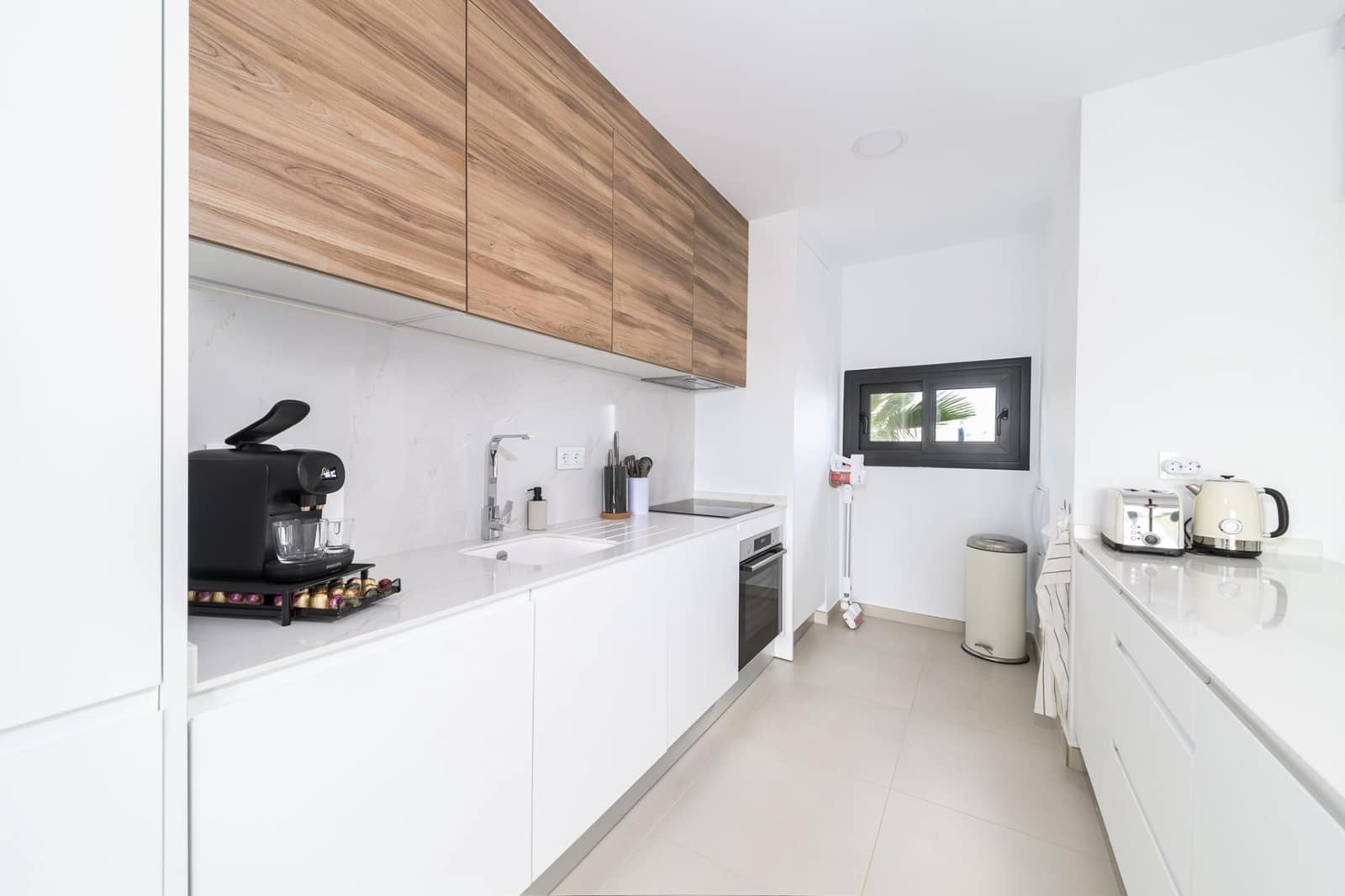 2 bedroom Apartment for sale in Pilar de la Horadada with pool - € 299,000 (Ref: 9501961)