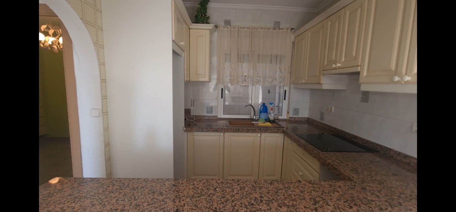 2 bedroom Bungalow for sale in Ciudad Quesada with garage - € 215,000 (Ref: 9502676)