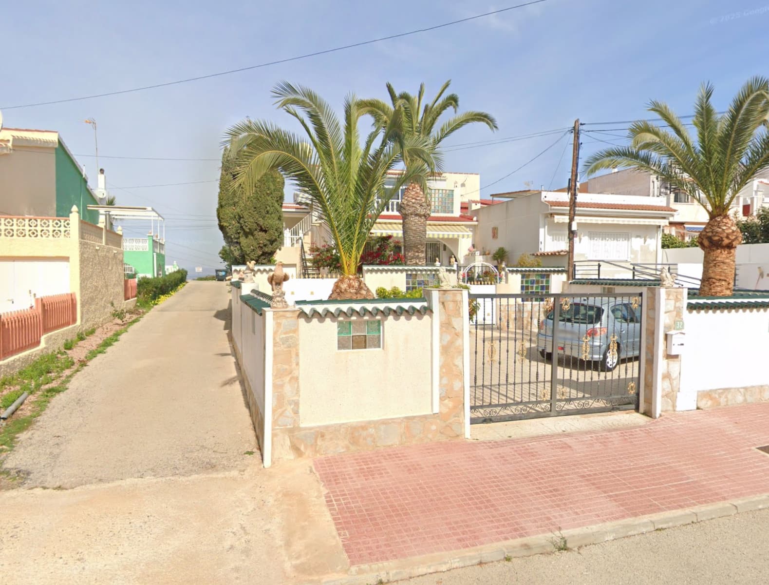 2 bedroom Bungalow for sale in Ciudad Quesada with garage - € 215,000 (Ref: 9502676)