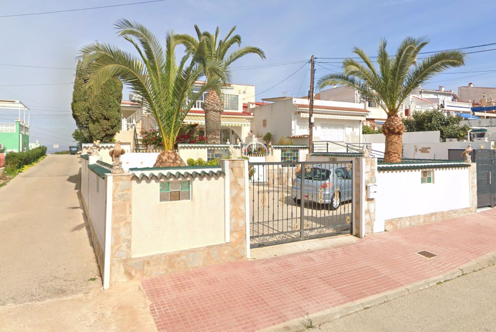 2 bedroom Bungalow for sale in Ciudad Quesada with garage - € 215,000 (Ref: 9502676)