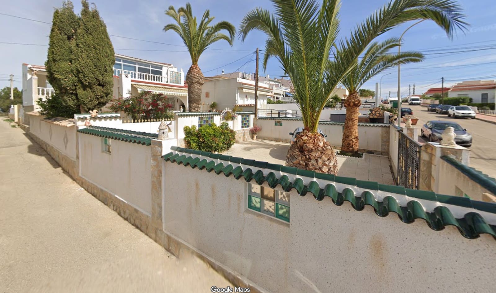 2 bedroom Bungalow for sale in Ciudad Quesada with garage - € 215,000 (Ref: 9502676)