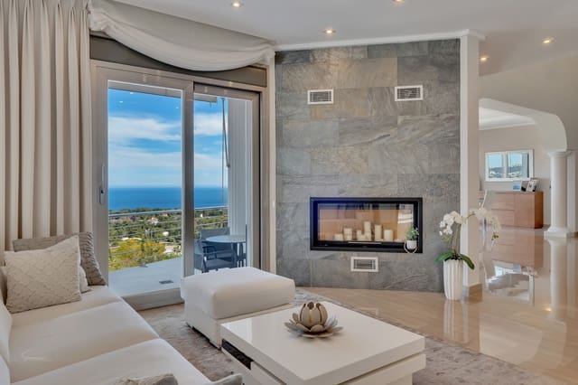 4 bedroom Villa for sale in Benissa with pool - € 1,800,000 (Ref: 9503867)