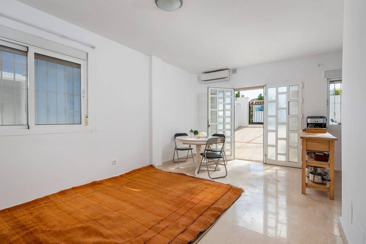 4 makuuhuone Paritalo myytävänä paikassa Dona Pepa mukana uima-altaan - 269 000 € (Ref: 9506642)