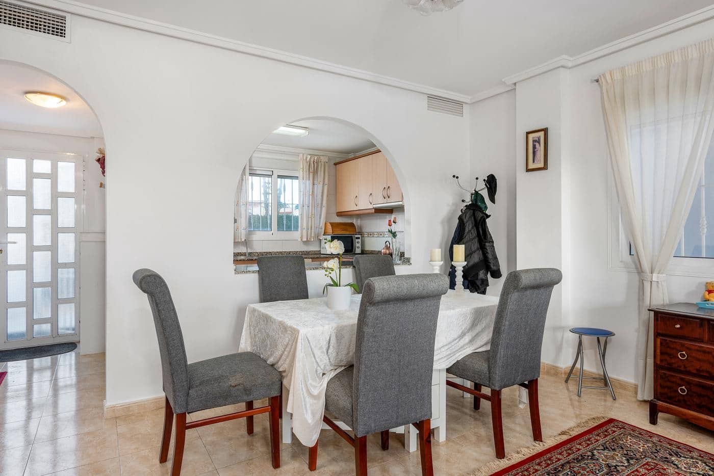 4 makuuhuone Paritalo myytävänä paikassa Dona Pepa mukana uima-altaan - 269 000 € (Ref: 9506642)