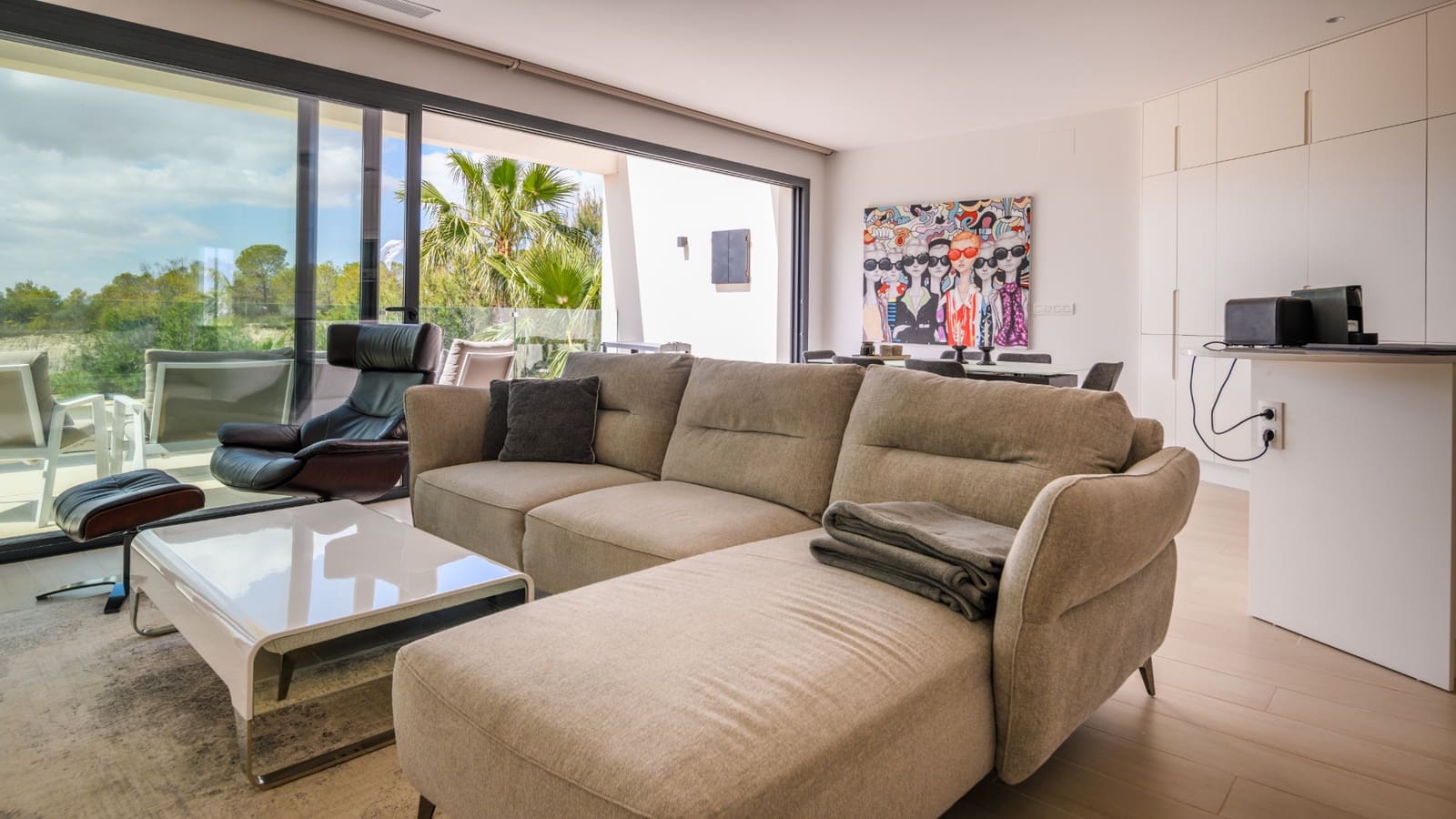 3 soverom Leilighet til salgs i Las Colinas Golf med svømmebasseng - € 470 000 (Ref: 9525296)