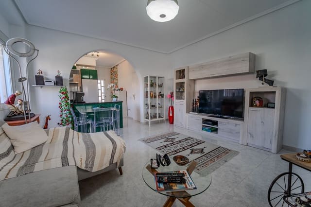 2 slaapkamer Halfvrijstaande villa te koop in Doña Pepa, Rojales met zwembad - € 179.950 (Ref: 9528605)