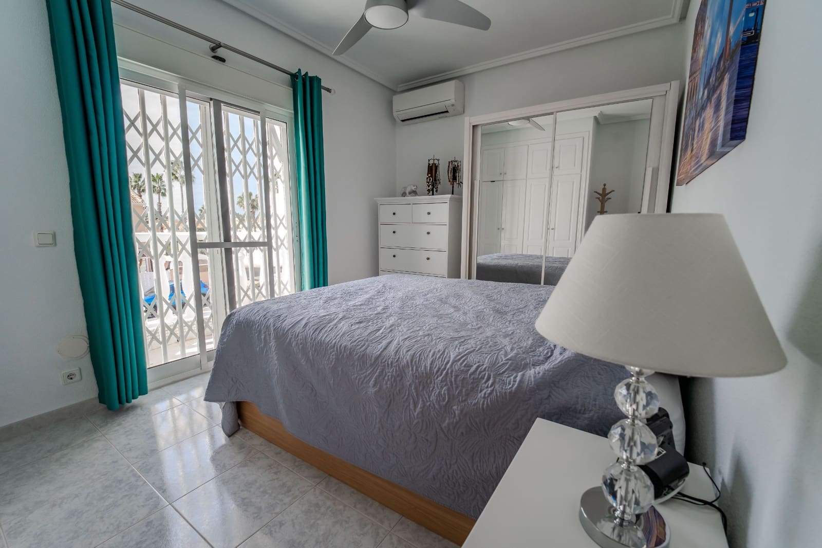 2 slaapkamer Halfvrijstaande villa te koop in Dona Pepa met zwembad - € 179.950 (Ref: 9528605)