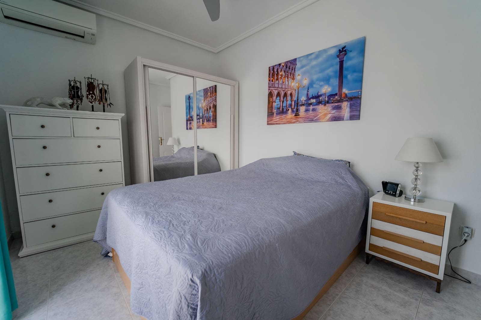 2 slaapkamer Halfvrijstaande villa te koop in Dona Pepa met zwembad - € 179.950 (Ref: 9528605)