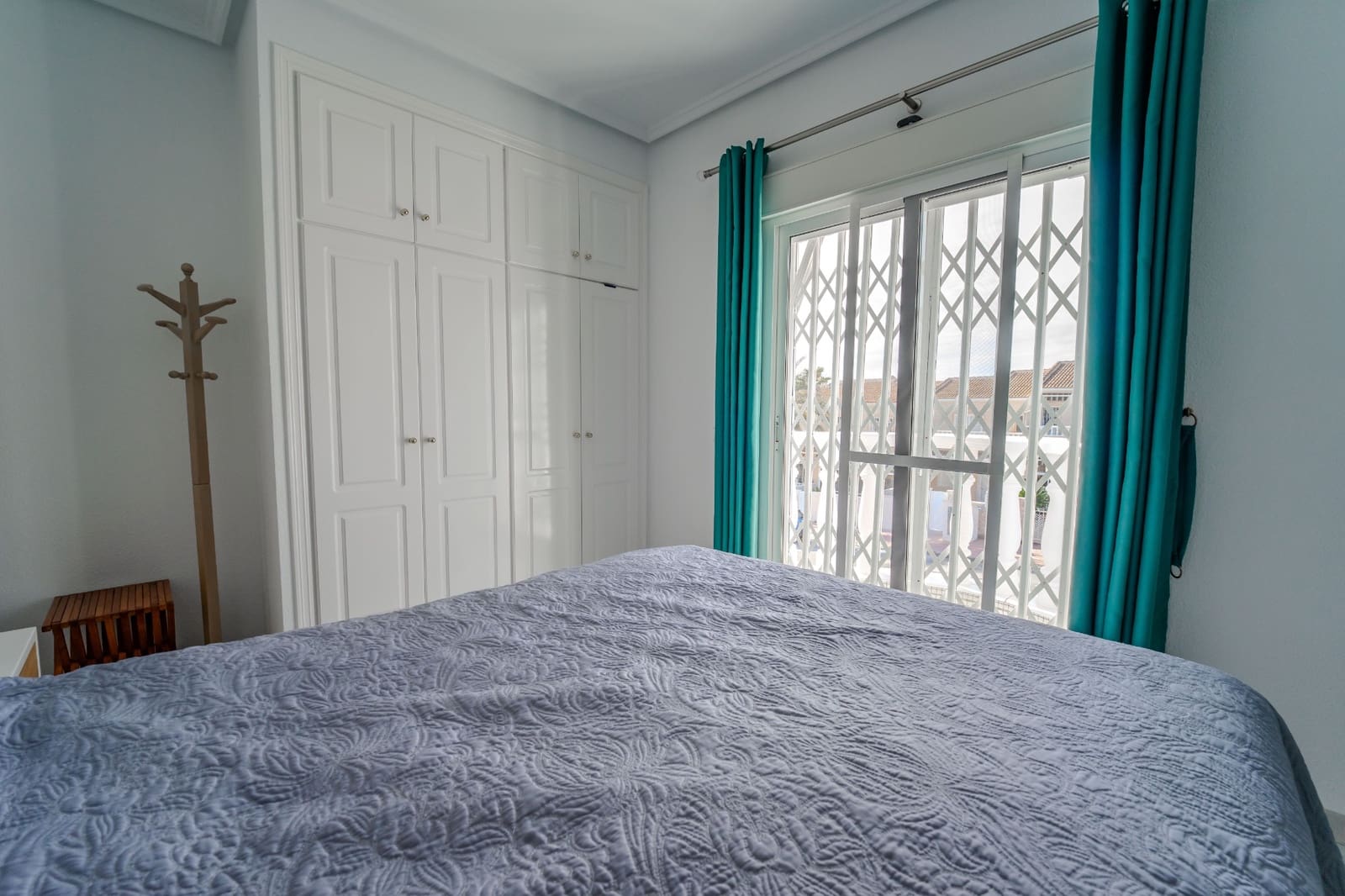 2 slaapkamer Halfvrijstaande villa te koop in Dona Pepa met zwembad - € 179.950 (Ref: 9528605)