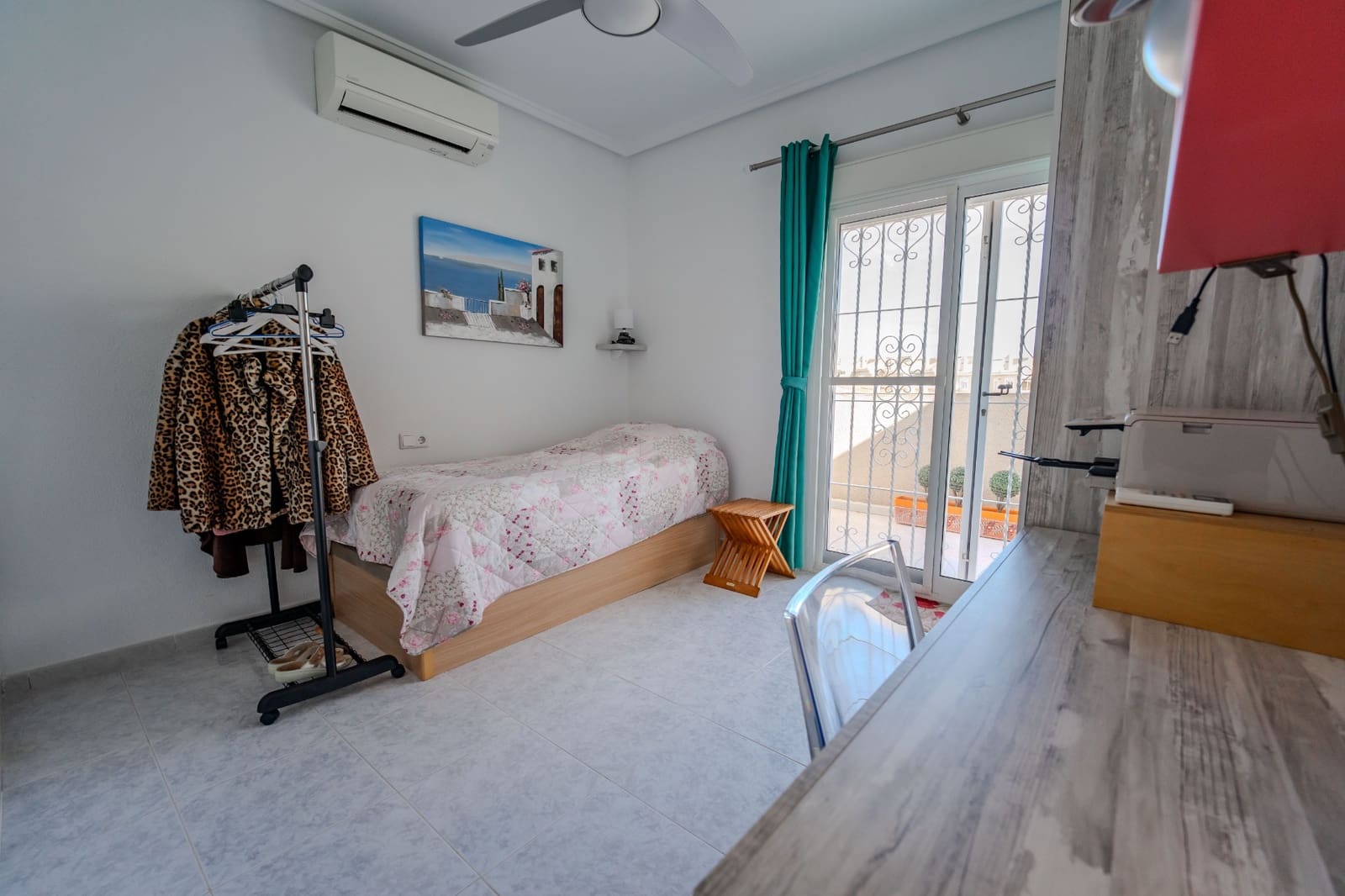 2 slaapkamer Halfvrijstaande villa te koop in Dona Pepa met zwembad - € 179.950 (Ref: 9528605)