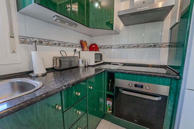 2 slaapkamer Halfvrijstaande villa te koop in Doña Pepa, Rojales met zwembad - € 179.950 (Ref: 9528605)