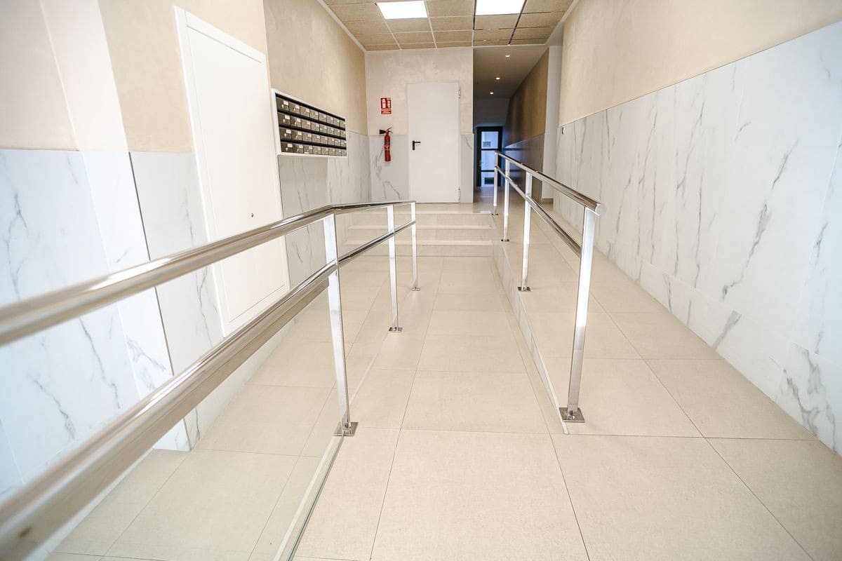 1 sovrum Lägenhet till salu i Torrevieja med pool garage - 199 900 € (Ref: 9543065)