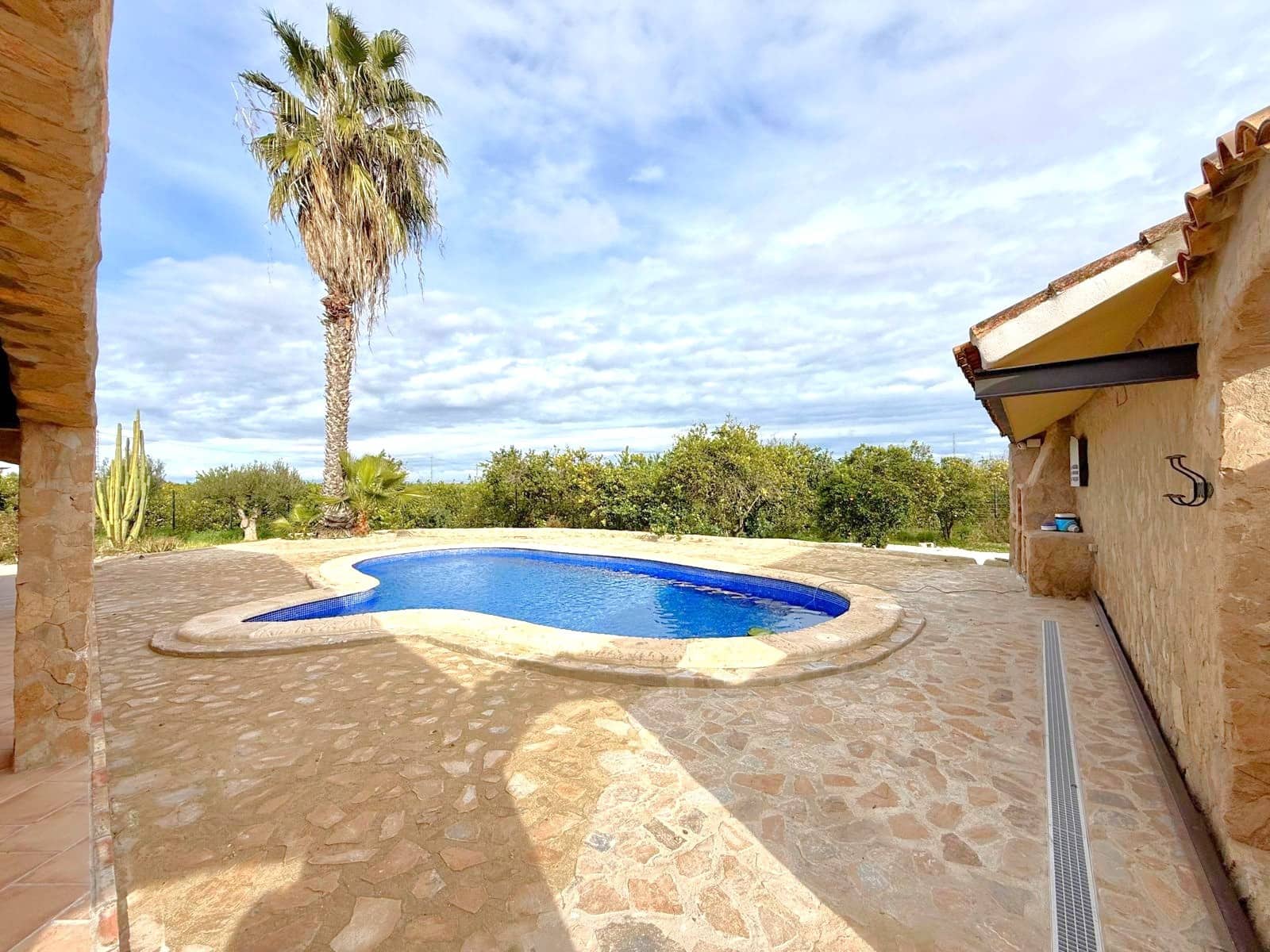3 sovrum Villa till salu i San Miguel de Salinas med pool - 1 290 000 € (Ref: 9543067)