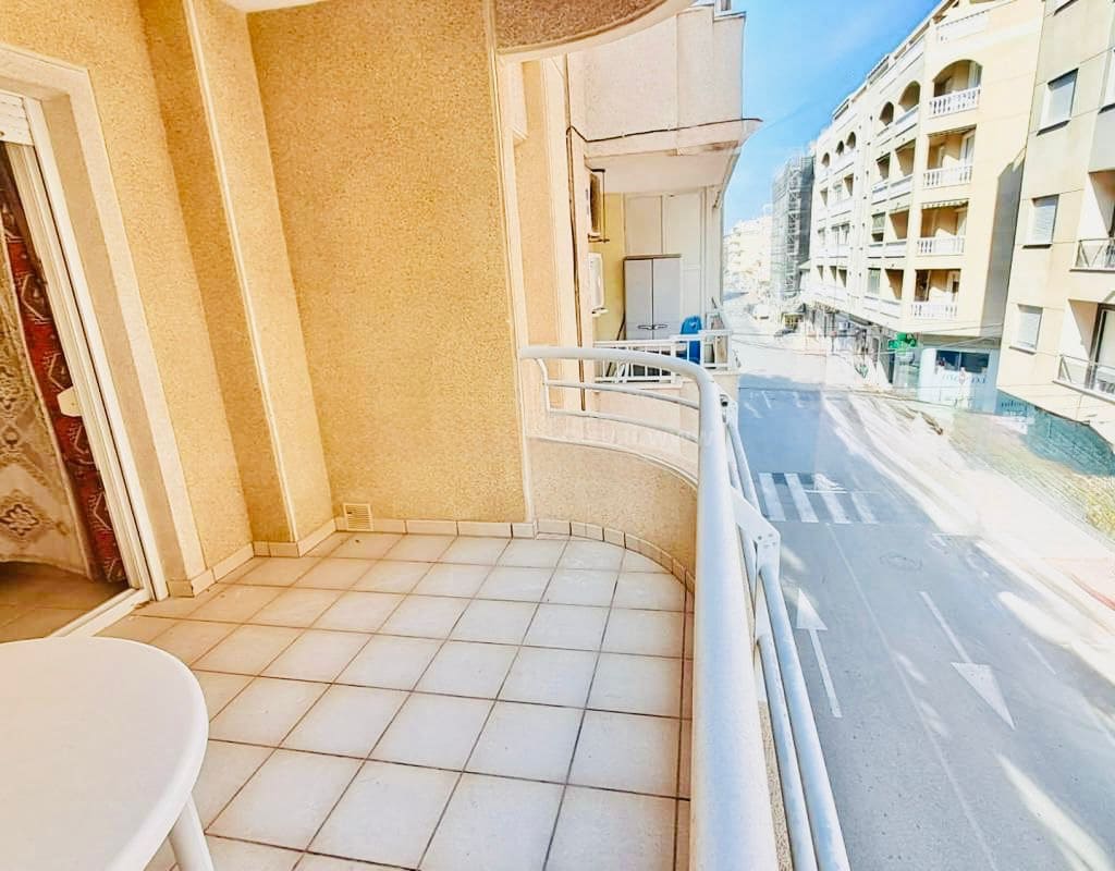 2 makuuhuone Huoneisto myytävänä paikassa La Mata - 157 000 € (Ref: 9546990)