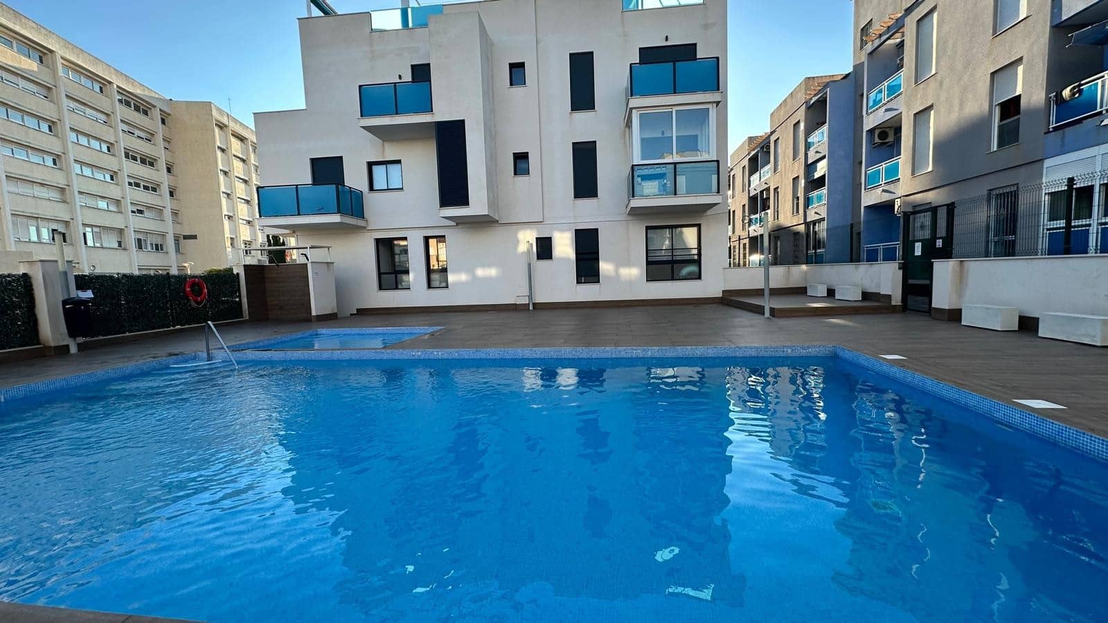 2 bedroom Apartment for sale in Torrevieja with pool - € 219,900 (Ref: 9547606)