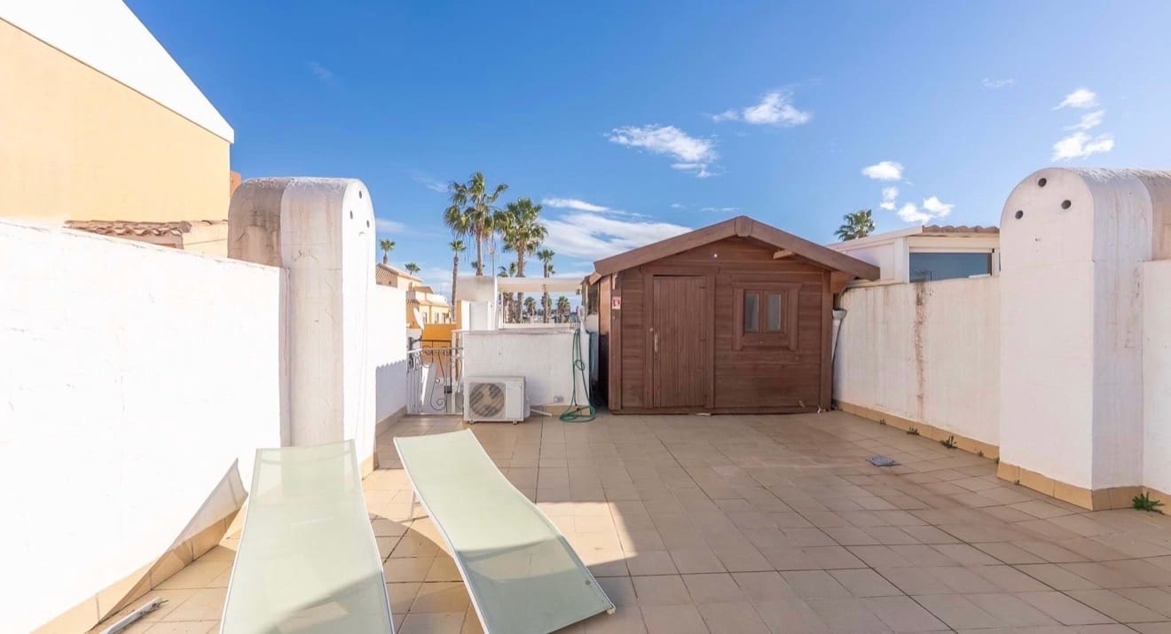 2 Zimmer Bungalow zu verkaufen in Ciudad Quesada mit Pool - 149.950 € (Ref: 9552643)