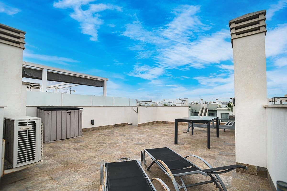 2 quarto Apartamento para venda em Torre de la Horadada com piscina - 229 500 € (Ref: 9561429)