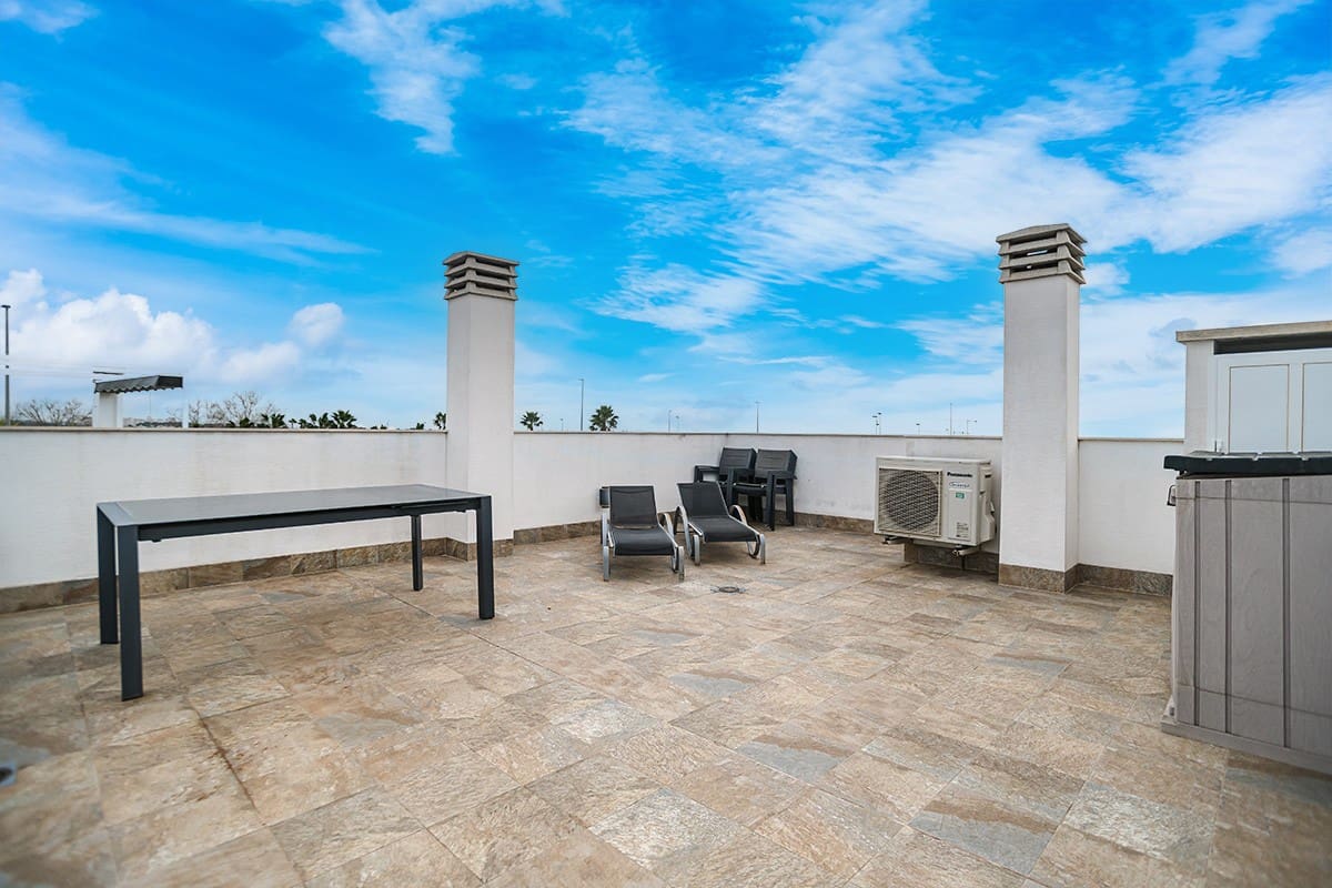 2 quarto Apartamento para venda em Torre de la Horadada com piscina - 229 500 € (Ref: 9561429)