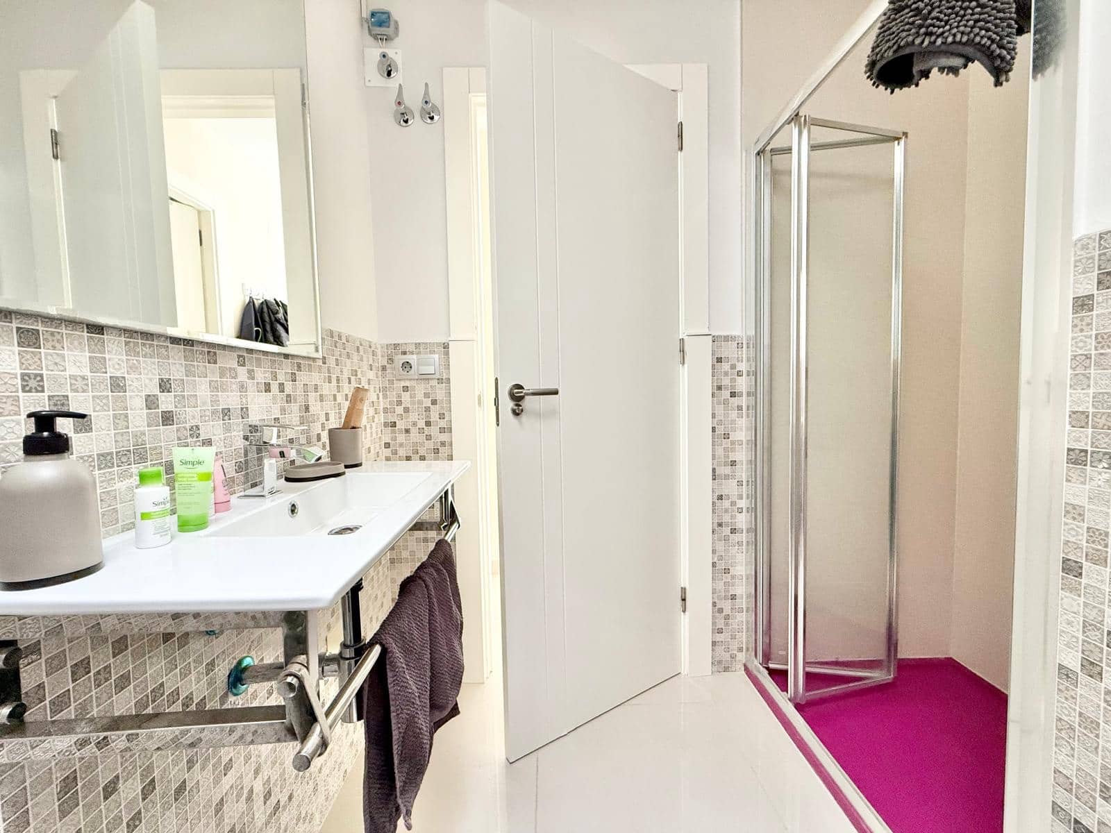 2 bedroom Apartment for sale in Pueblo Bravo with pool - € 215,000 (Ref: 9562612)