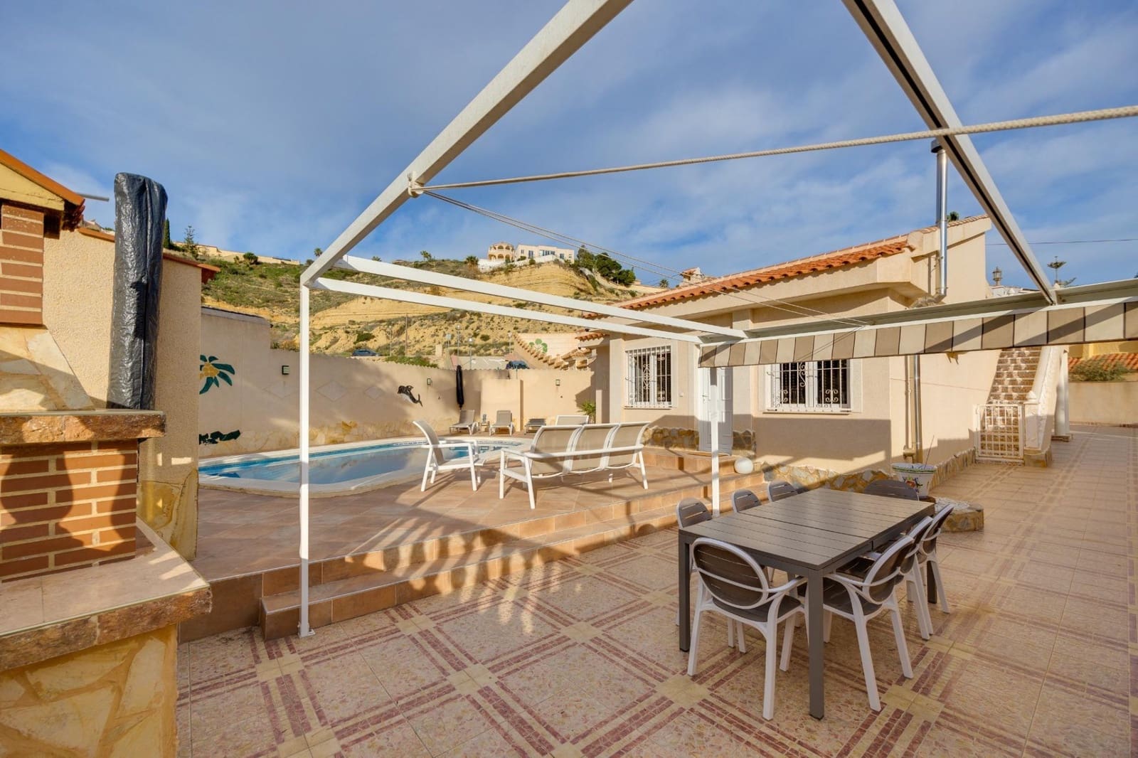 2 slaapkamer Villa te koop in La Marquesa met zwembad - € 335.000 (Ref: 9569264)