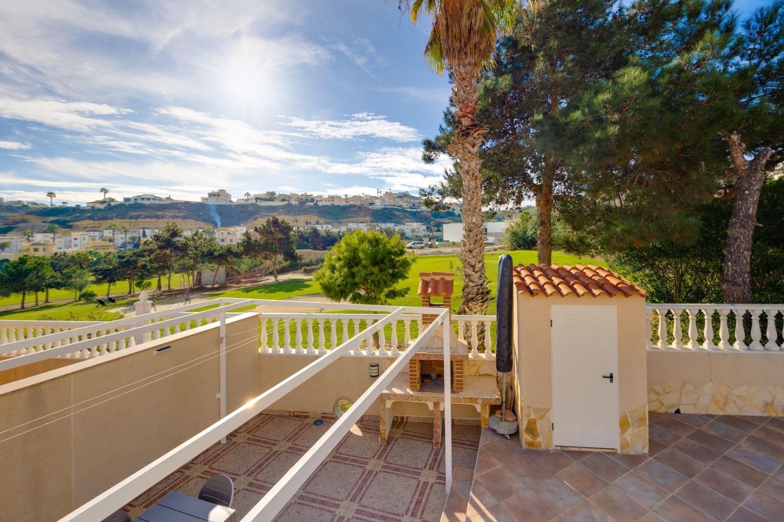 2 slaapkamer Villa te koop in La Marquesa met zwembad - € 335.000 (Ref: 9569264)