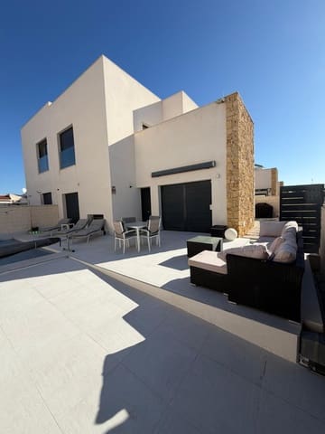 4 bedroom Semi-detached Villa for sale in Pueblo Bravo, Rojales - € 459,000 (Ref: 9571627)