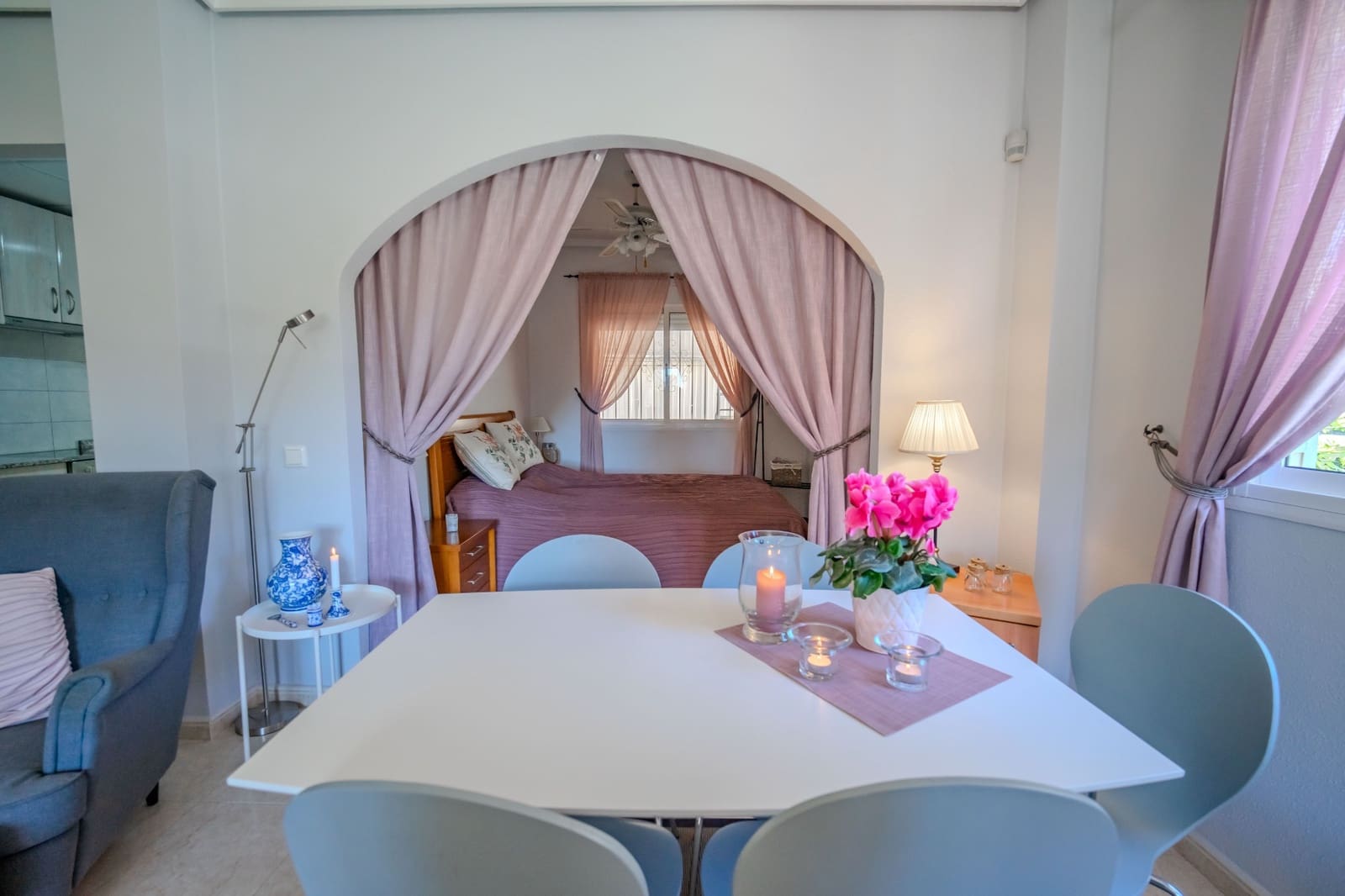 3 sypialnia Dom blizniak na sprzedaż w Dona Pepa z basenem - 289 950 € (Ref: 9584643)