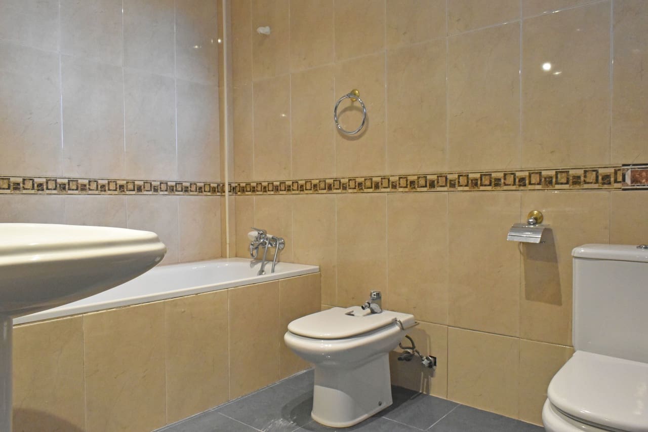 5 sypialnia Willa na sprzedaż w San Miguel de Salinas z basenem - 495 000 € (Ref: 9596598)